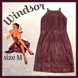maroon-ish purple-ish WINDSOR midlength semiformal lace cocktail DRESS size S/M